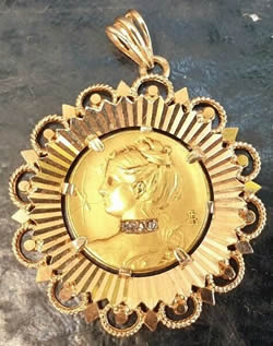 Louis Armand Rault Female Profile Highly Embellished 3.5 cm total width Pendant Sold For €243 July 2019